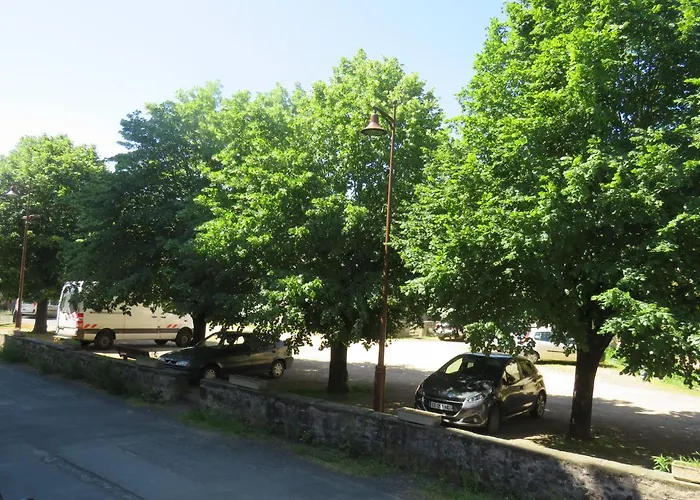 Chez Bernard Et Michele